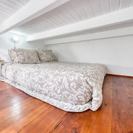 El Geranio Shared Pool And Fast Wifi Apartment